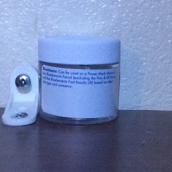 Bioelements Gel Therapy Mask - Picture 2 of 2